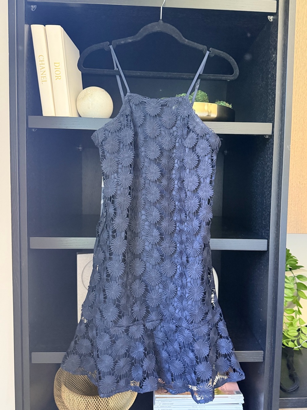 Trina Turk Navy Blue Floral Crochet Shift Dress Size Small